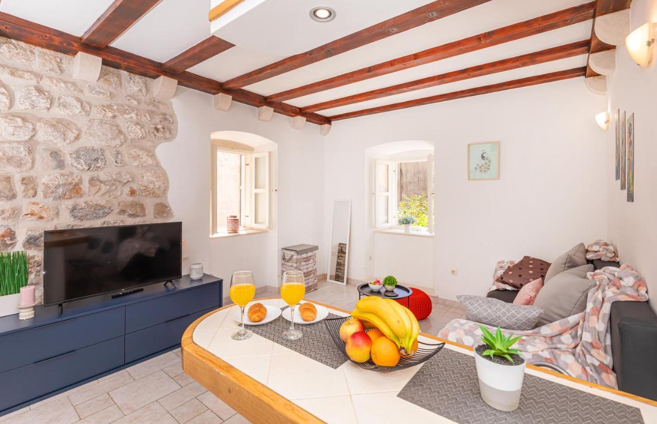 Old Town And Marko Appartement